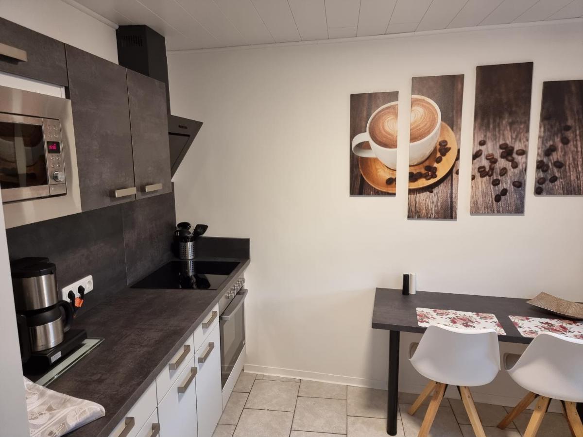 Gaestehaus-Ferienwohnung-Appartement Mit Terrasse - Naehe Kliniken/ Herzzentrum Bad Oeynhausen Kültér fotó