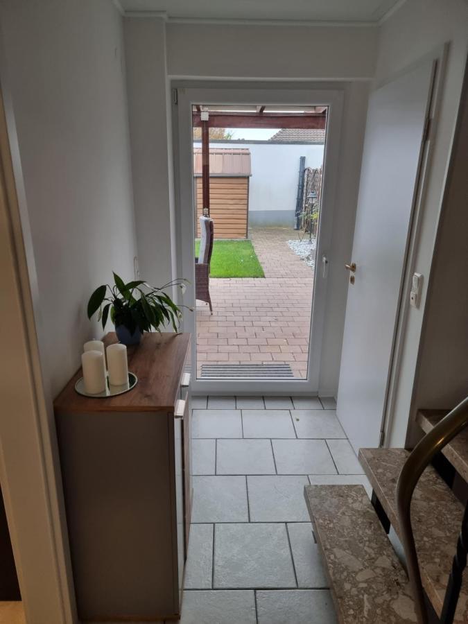 Gaestehaus-Ferienwohnung-Appartement Mit Terrasse - Naehe Kliniken/ Herzzentrum Bad Oeynhausen Kültér fotó
