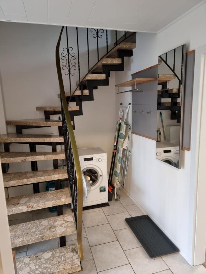 Gaestehaus-Ferienwohnung-Appartement Mit Terrasse - Naehe Kliniken/ Herzzentrum Bad Oeynhausen Kültér fotó